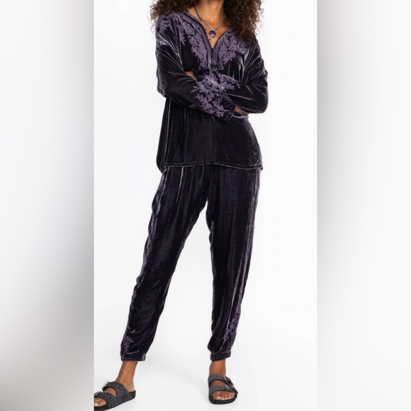 Johnny Was Lenon Velvet Jogger Women’s Size M Purple - Picture 12 of 14